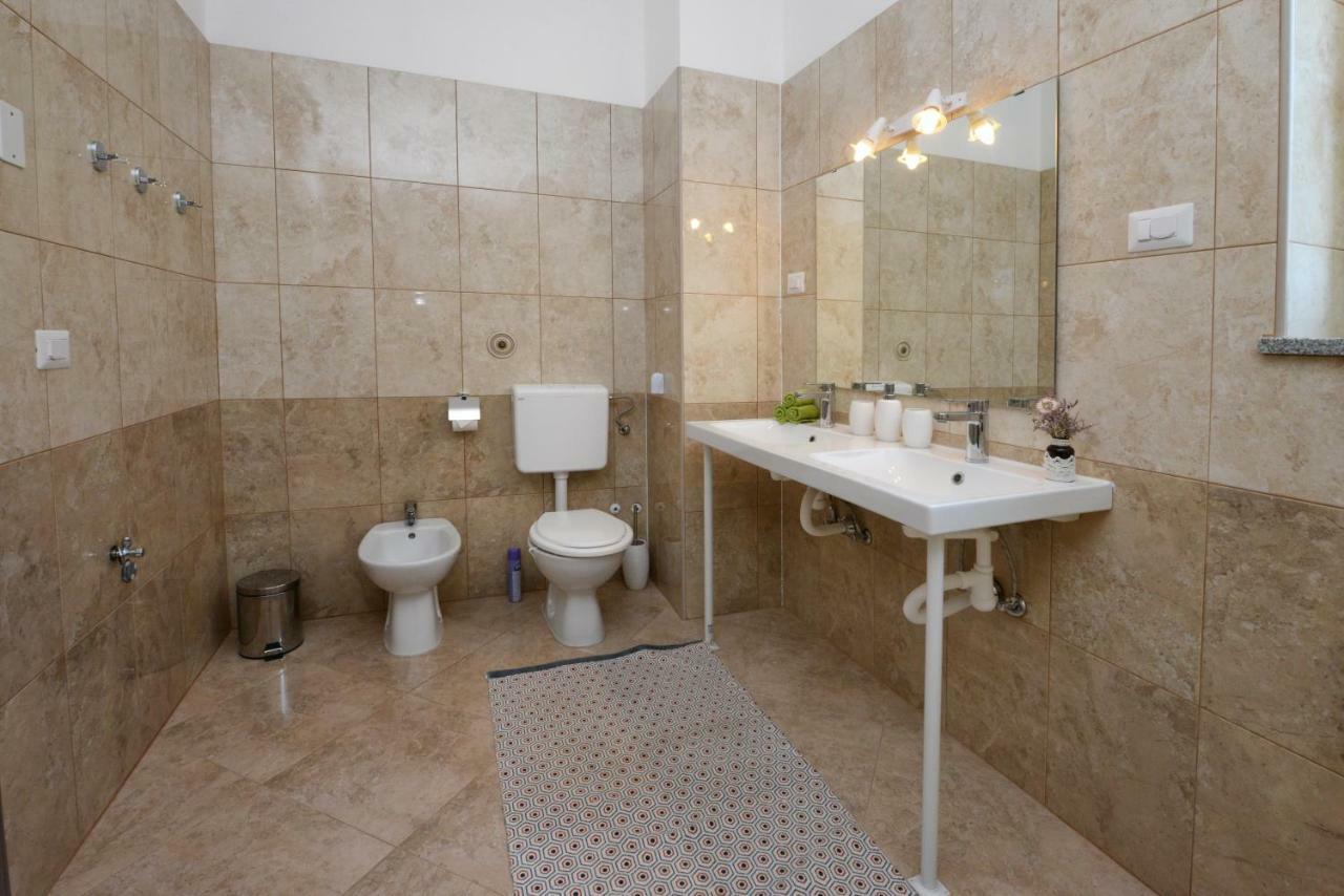 Villa Kontesici 14 Zelena Laguna Екстер'єр фото