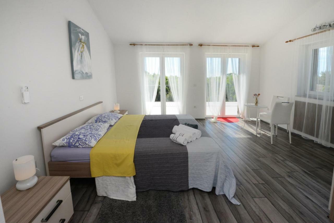 Villa Kontesici 14 Zelena Laguna Екстер'єр фото