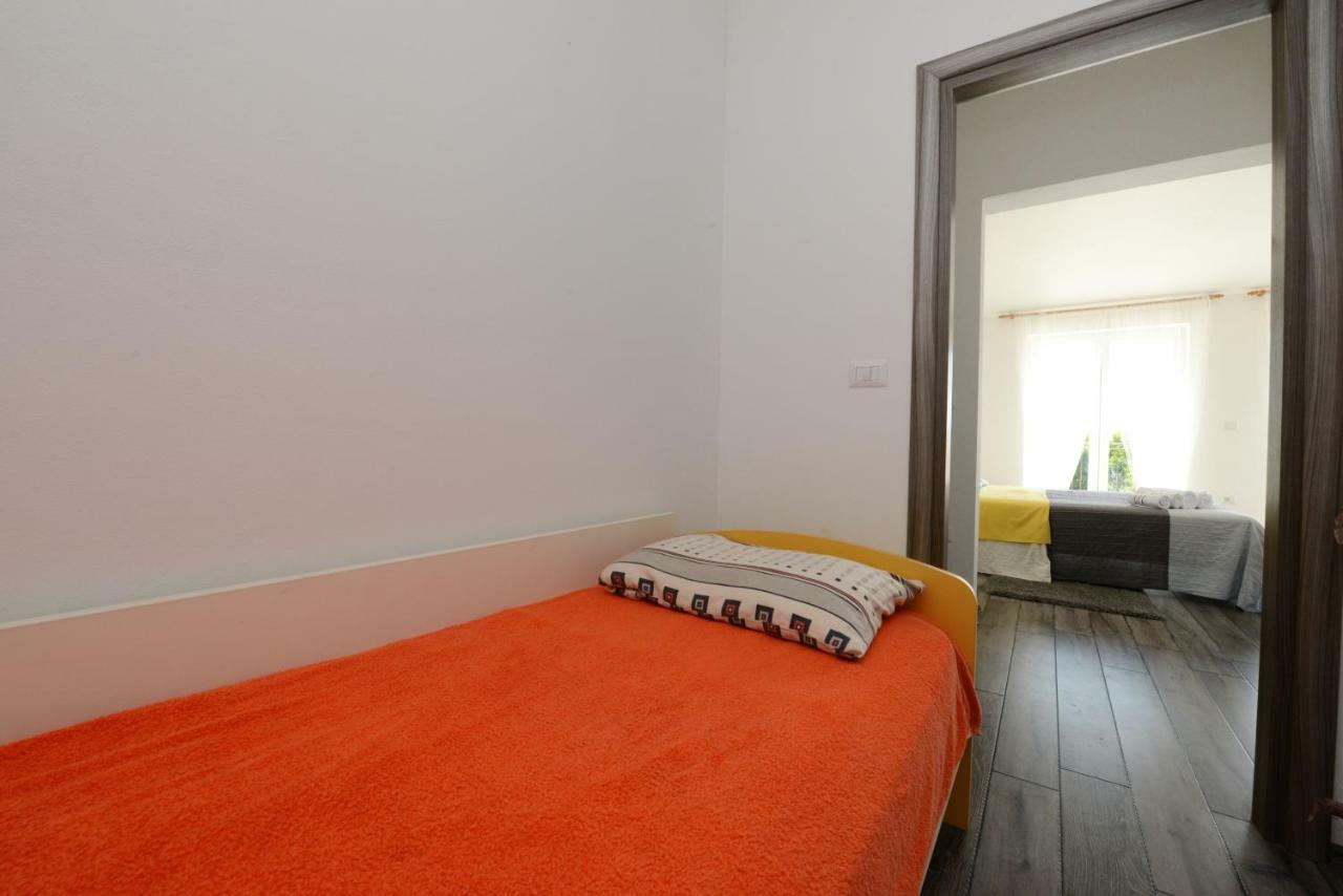 Villa Kontesici 14 Zelena Laguna Екстер'єр фото
