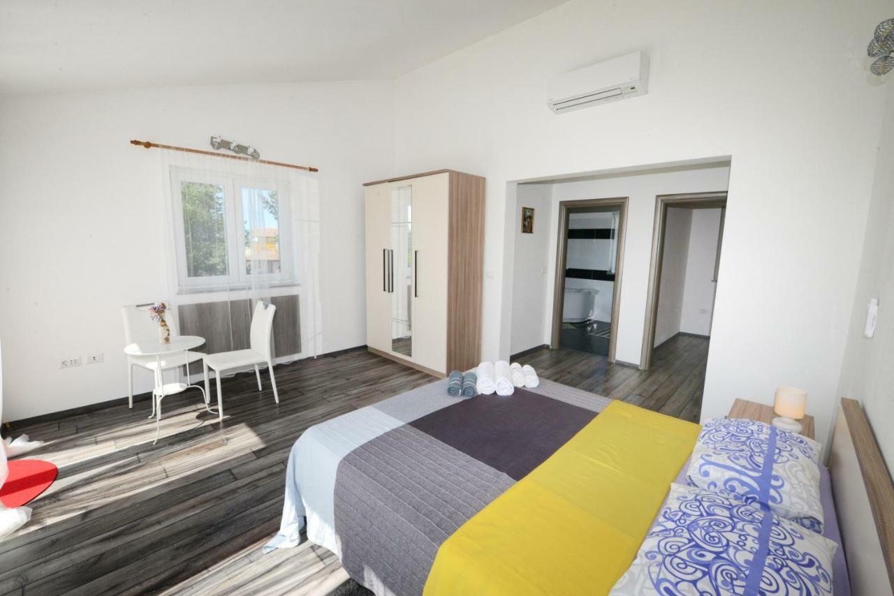 Villa Kontesici 14 Zelena Laguna Екстер'єр фото