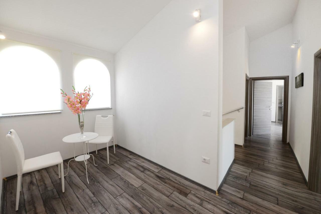 Villa Kontesici 14 Zelena Laguna Екстер'єр фото